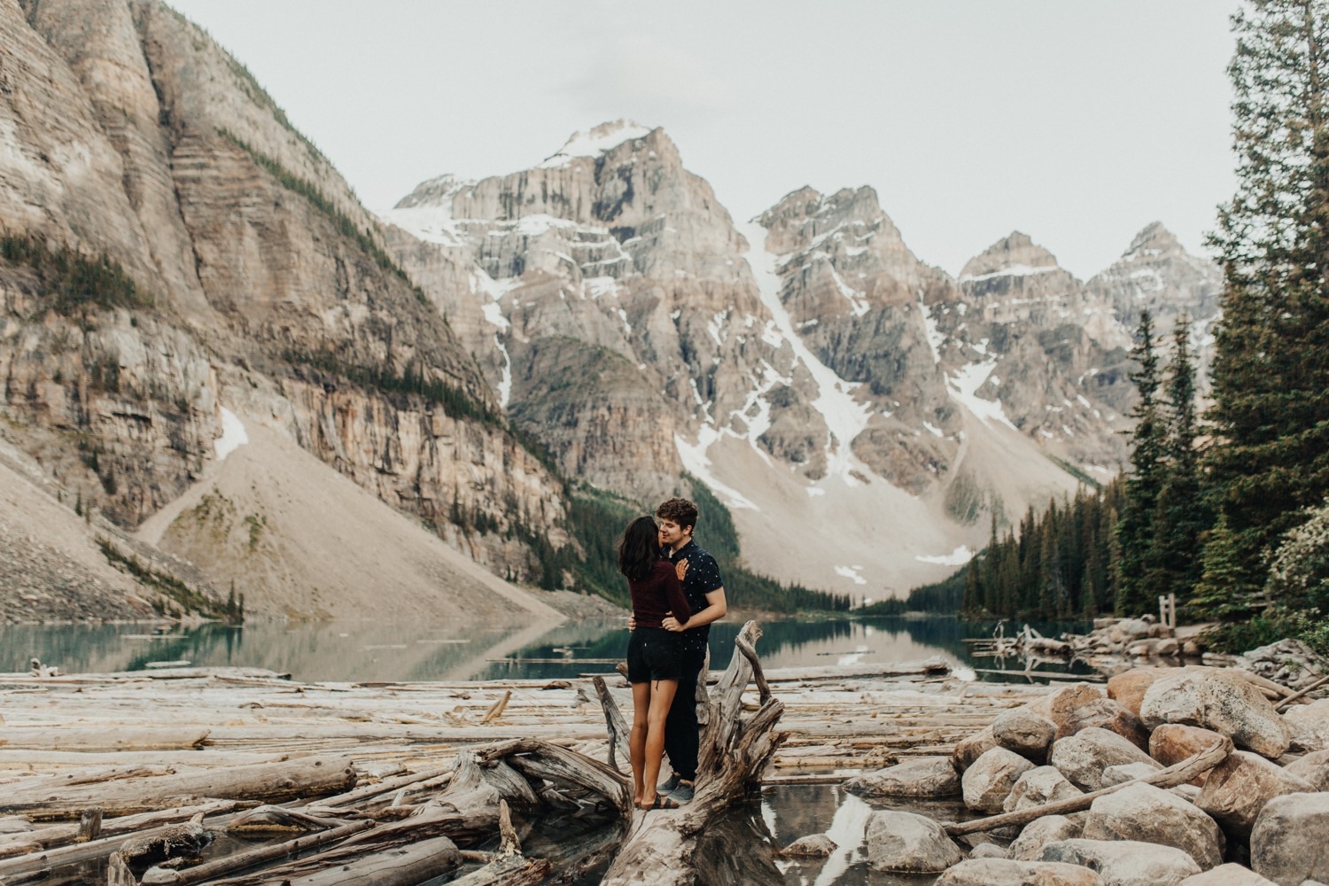 Banff Engagement photos, Engagement photos at Moraine Lake in Banff National Park, Banff National Park Engagement photos, Engagement photos in Banff, Banff Engagement photos, Engagement photos at Moraine Lake, Engagement photos at Peyto Lake, Moraine Lake Engagement photos, Banff Wedding photographer, Peyto Lake Engagement photos, Engagement photos at Peyto Lake in Banff National Park