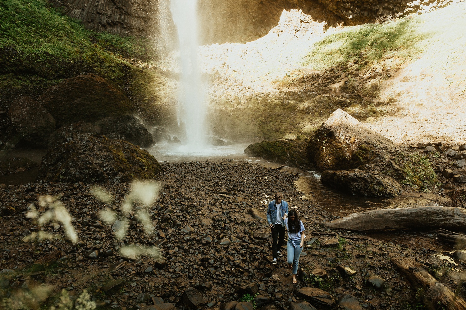 adventurous-mountain-engagement-session-banff-alberta-canada-calgary-edmonton-lethbridge-destination-wedding-photographer-havilah-heger-waterfall-banff-session-couples-photography_14