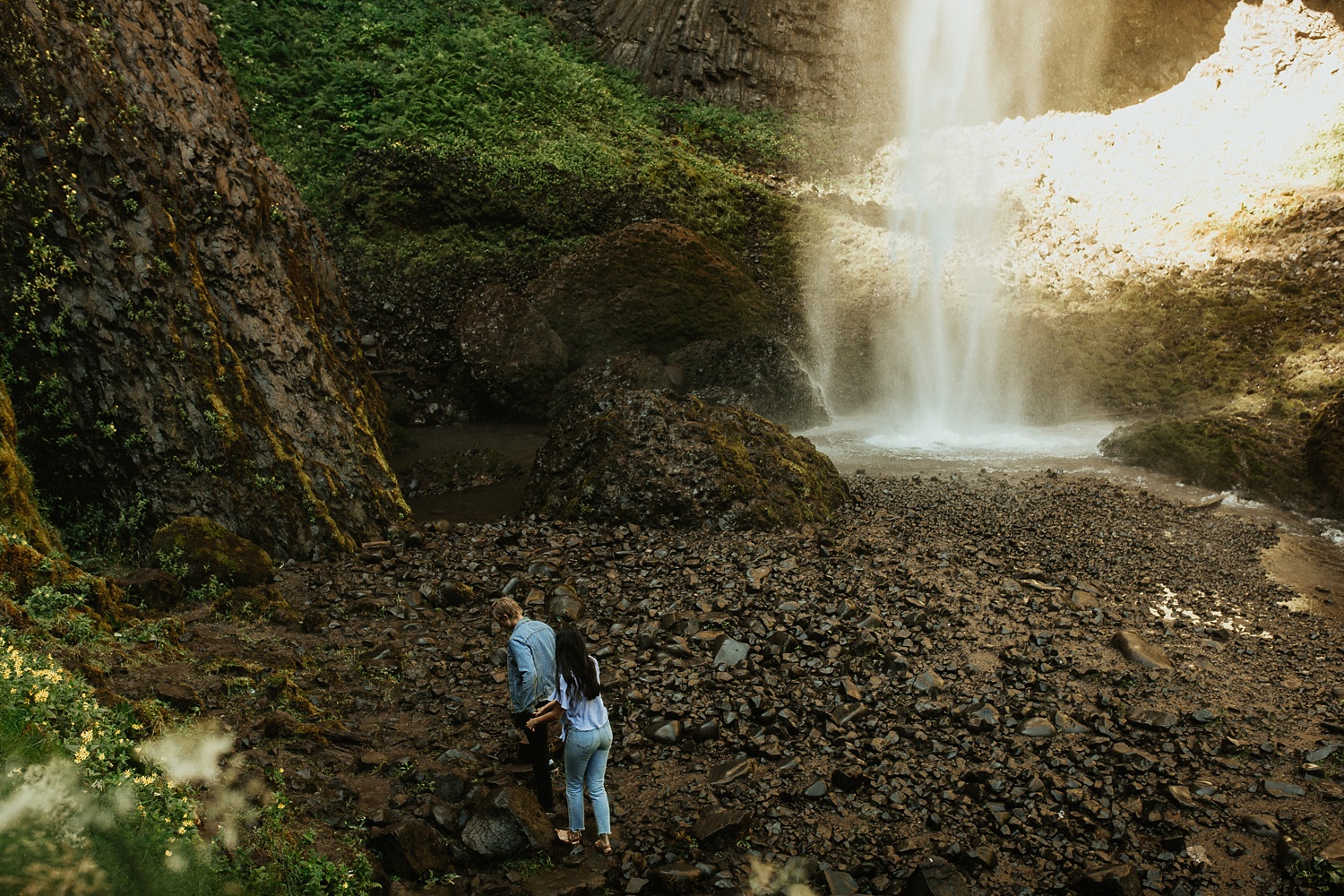 adventurous-mountain-engagement-session-banff-alberta-canada-calgary-edmonton-lethbridge-destination-wedding-photographer-havilah-heger-waterfall-banff-session-couples-photography_16