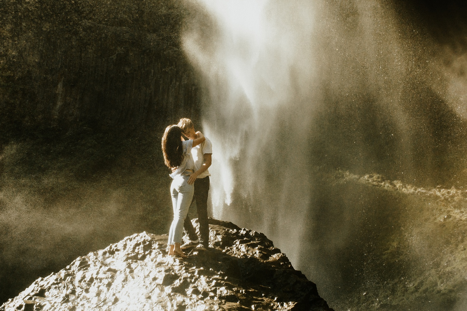 adventurous-mountain-engagement-session-banff-alberta-canada-calgary-edmonton-lethbridge-destination-wedding-photographer-havilah-heger-waterfall-banff-session-couples-photography_6