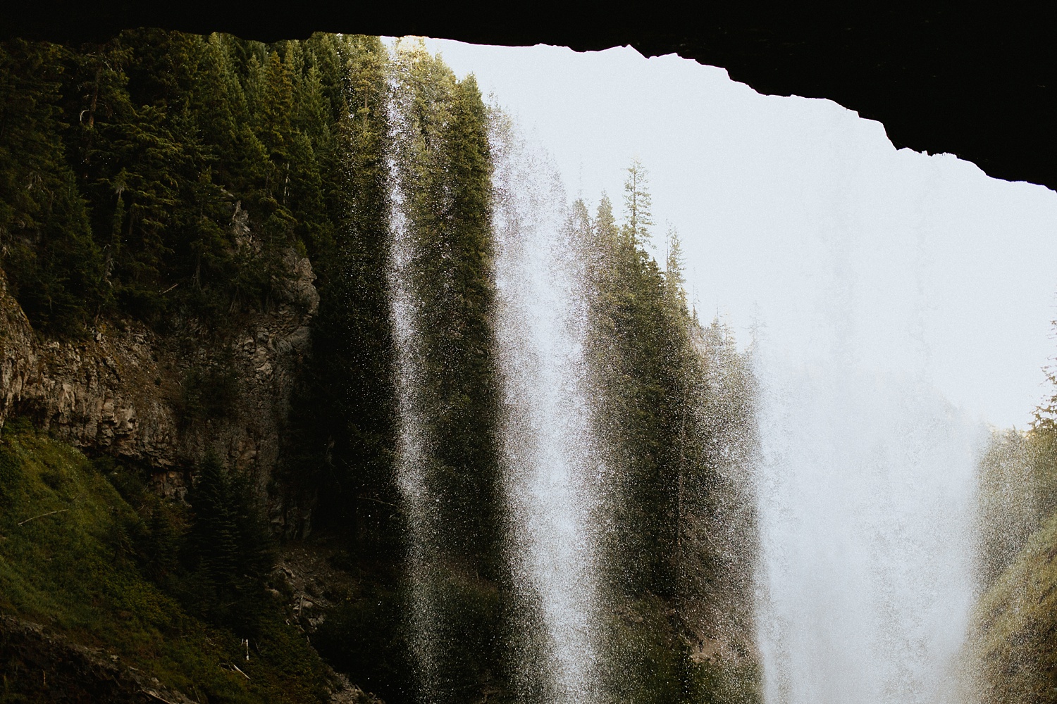 Lethbridge wedding photographer, Alberta wedding photographer, Alberta elopement photographer, Banff wedding photographer, Banff elopement photographer, adventurous photographer, Canada, Alberta, waterfall_3