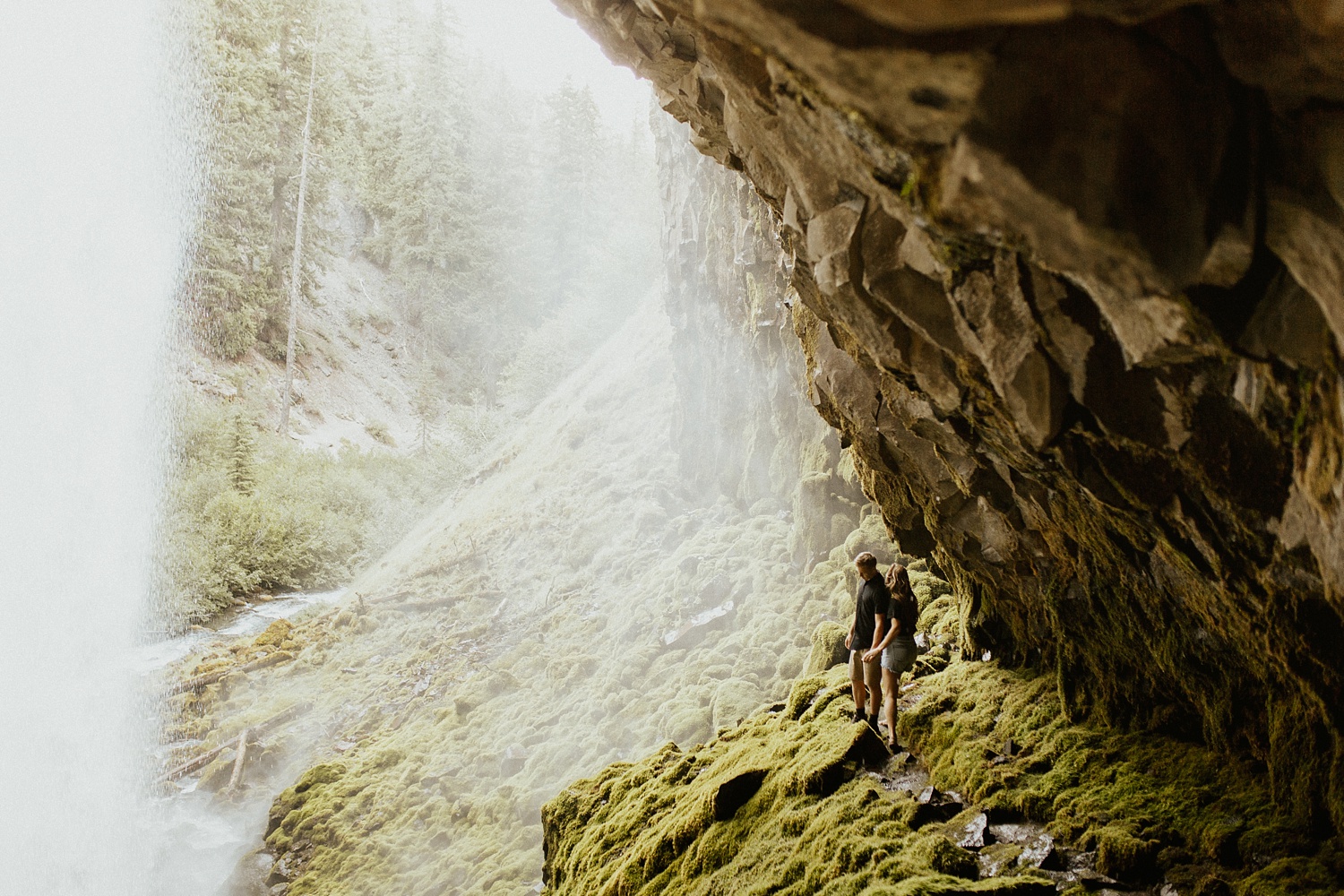 Lethbridge wedding photographer, Alberta wedding photographer, Alberta elopement photographer, Banff wedding photographer, Banff elopement photographer, adventurous photographer, Canada, Alberta, waterfall_3