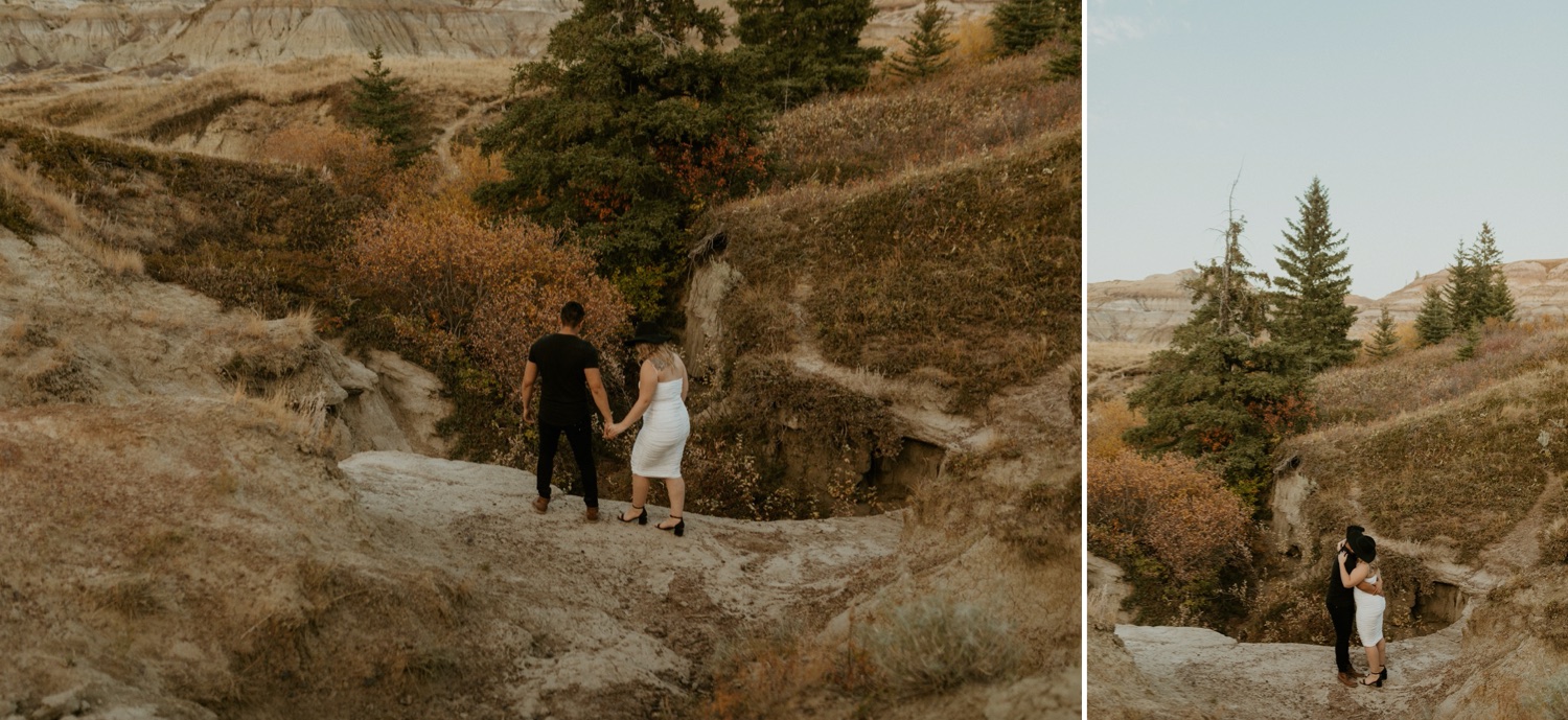 Badlands Engagement Photos, Alberta Badlands Engagement Photos, Badlands Wedding photos, Badlands Engagement summer photos, Dreamy Sunset Photos in the Badlands, Alberta Badlands Wedding Photos, Wedding Ceremony in Albertas Badlands, Alberta Badlands, Alberta Badlands Engagement Session, Engagement Session at Badlands in Alberta, Engagement Session in Drumheller, Drumheller Badlands Engagement Photos, Drumheller Badlands Engagement Session, Get married in the badlands of Alberta, Get married in Albertas Badlands, Engagement Shoot at Albertas Badlands