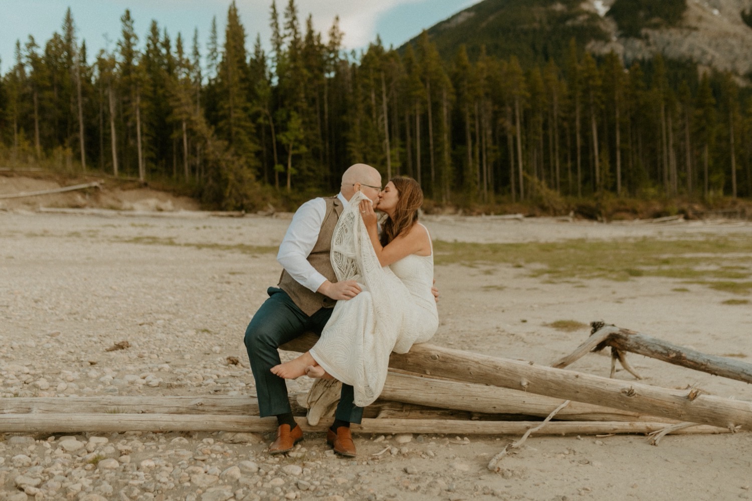 Kananaskis Mountain Elopement, Kananaskis Mountain Elopement with their Dog, Kananaskis summer elopement, kananaskis summer wedding, kananaskis elopement, kananaskis wedding, wedding with dog, elopement with dog present, where to get married in kananaskis, where to elope in kananaskis, kananaskis wedding ceremony, kananaskis elopement photographer, kananaskis elopement photographer, Alberta wedding and elopement photographer