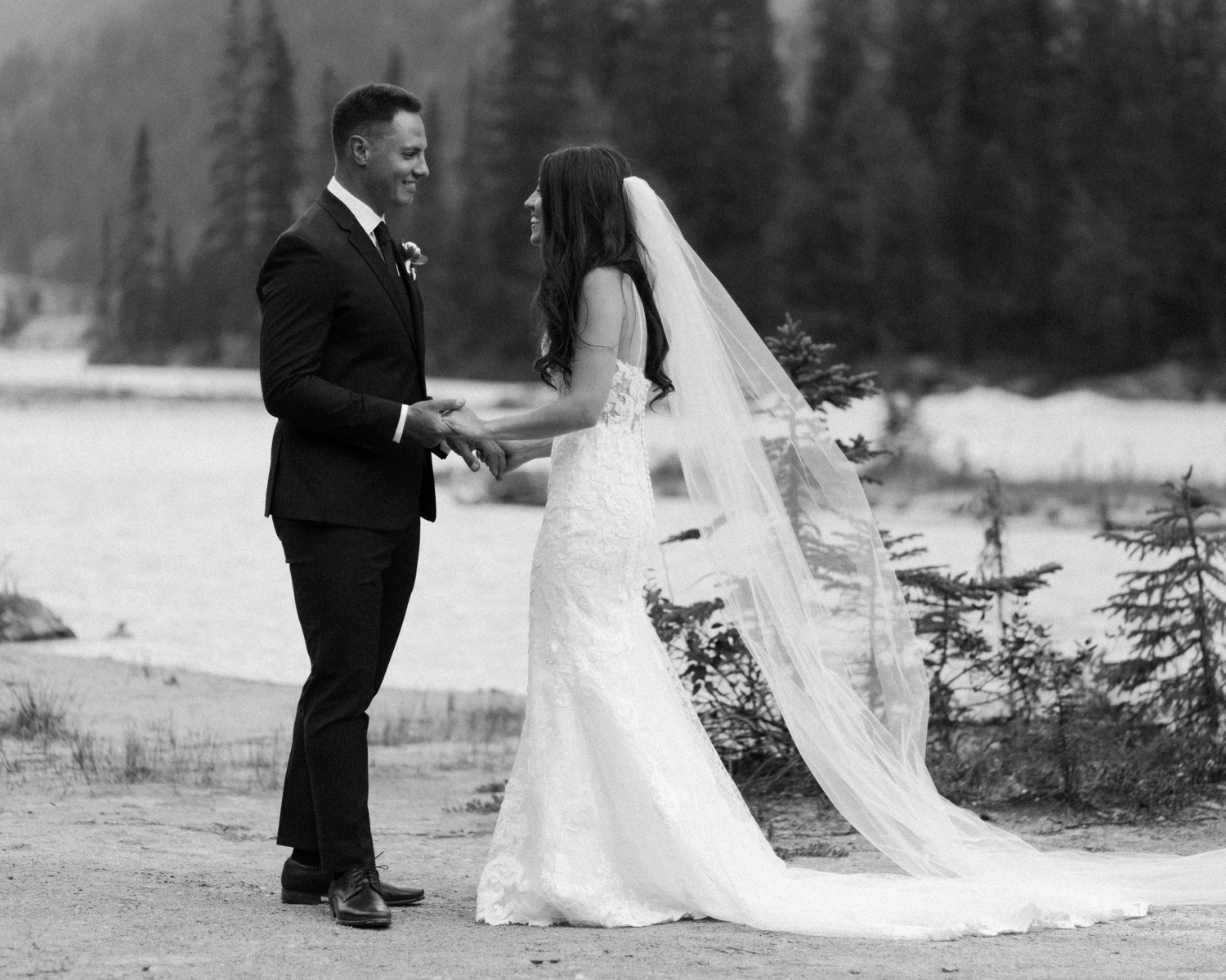 Intimate BC Waterfall Wedding, BC waterfall wedding, British columbia Waterfall Wedding, British columbia wedding, wedding photos at takakkaw falls, BC wedding, BC wedding photographer, BC elopement, BC elopement photographer, British columbia wedding, Wedding at takakkaw falls,takakkaw falls wedding, wedding photos at waterfall in BC