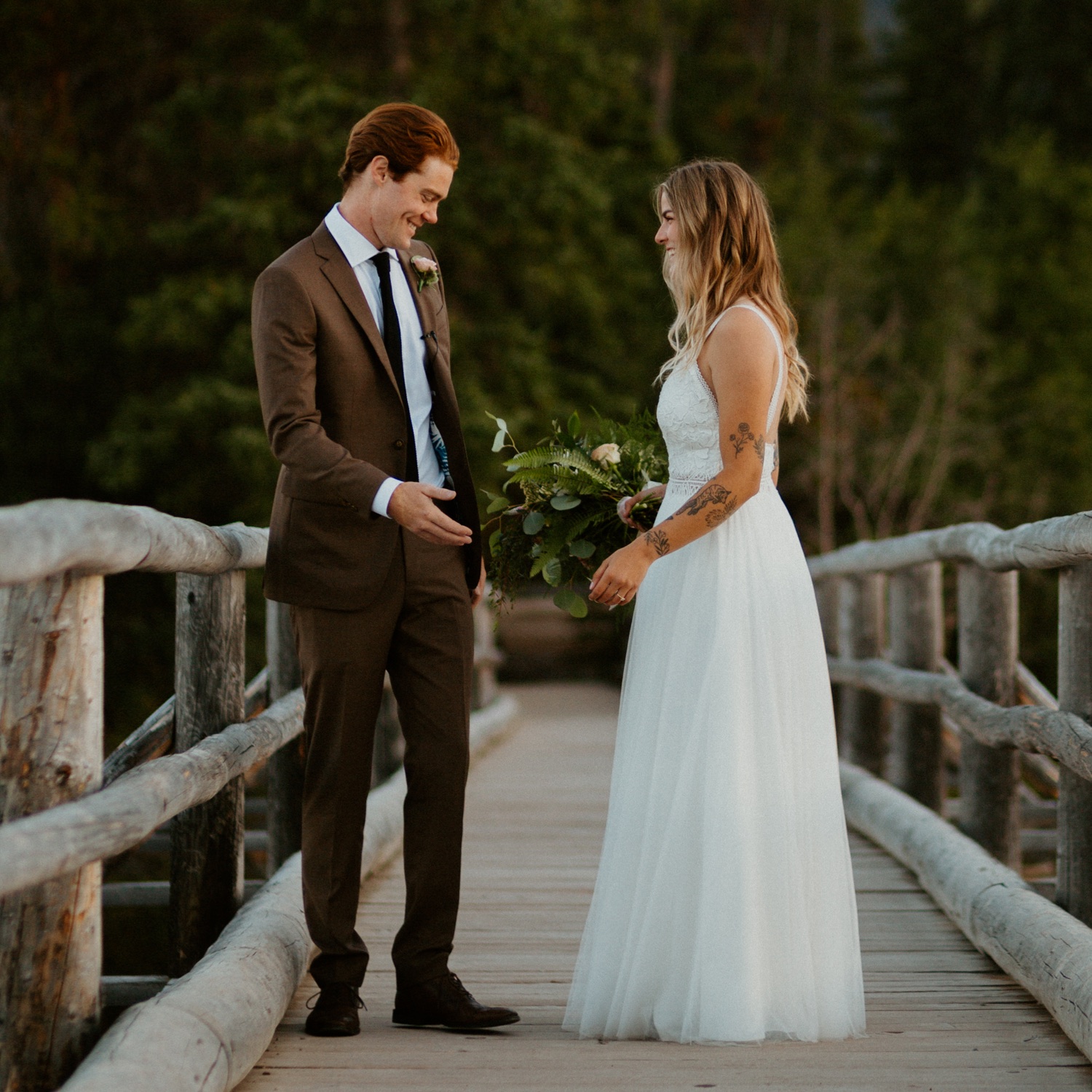 Jasper Wedding, Jasper wedding at Athabasca Day Use, Jasper Elopement, Jasper Wedding with close friends & family, a hiking small wedding or elopement day in Jasper National Park in Alberta at Athabasca day use, Athabasca Day use wedding, Jasper Intimate wedding, Jasper small wedding, Wedding in Jasper National Park, Wedding in Jasper, Elopement in Jasper, wedding day in Jasper, Jasper wedding photographer, Jasper elopement photographer, Jasper adventure wedding, Jasper hiking elopement, Jasper untraditional wedding