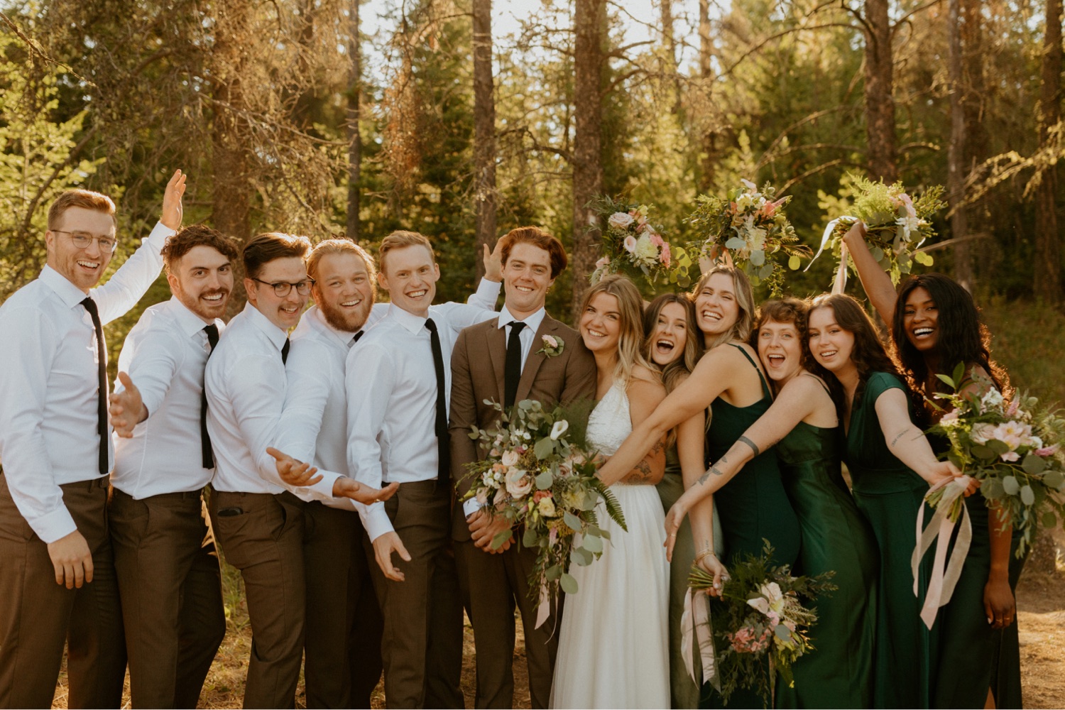 Jasper Wedding, Jasper wedding at Athabasca Day Use, Jasper Elopement, Jasper Wedding with close friends & family, a hiking small wedding or elopement day in Jasper National Park in Alberta at Athabasca day use, Athabasca Day use wedding, Jasper Intimate wedding, Jasper small wedding, Wedding in Jasper National Park, Wedding in Jasper, Elopement in Jasper, wedding day in Jasper, Jasper wedding photographer, Jasper elopement photographer, Jasper adventure wedding, Jasper hiking elopement, Jasper untraditional wedding