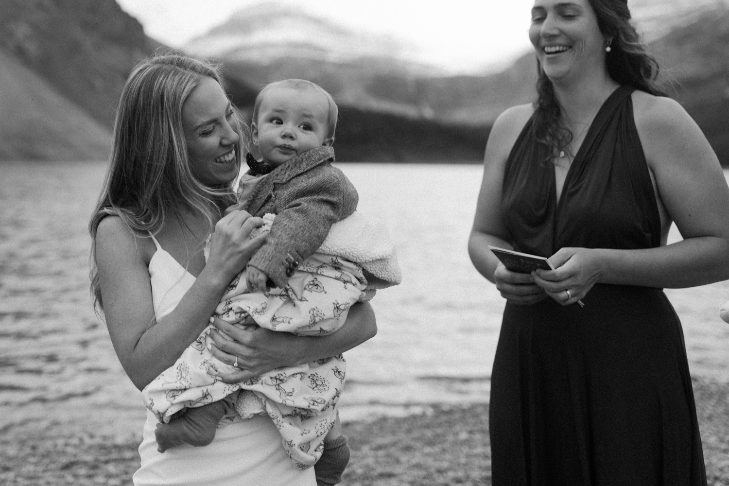 Bow Lake Elopement, Elopement at Bow Lake, Elopement photos at Bow lake, Wedding photos at Bow Lake, Wedding at Bow lake in Banff, Bow lake elopement photographer, bow lake photographer, bow lake, bow lake in banff, bow lake in banff national park, banff national park bow lake, bow lake sunrise elopement, bow lake photos