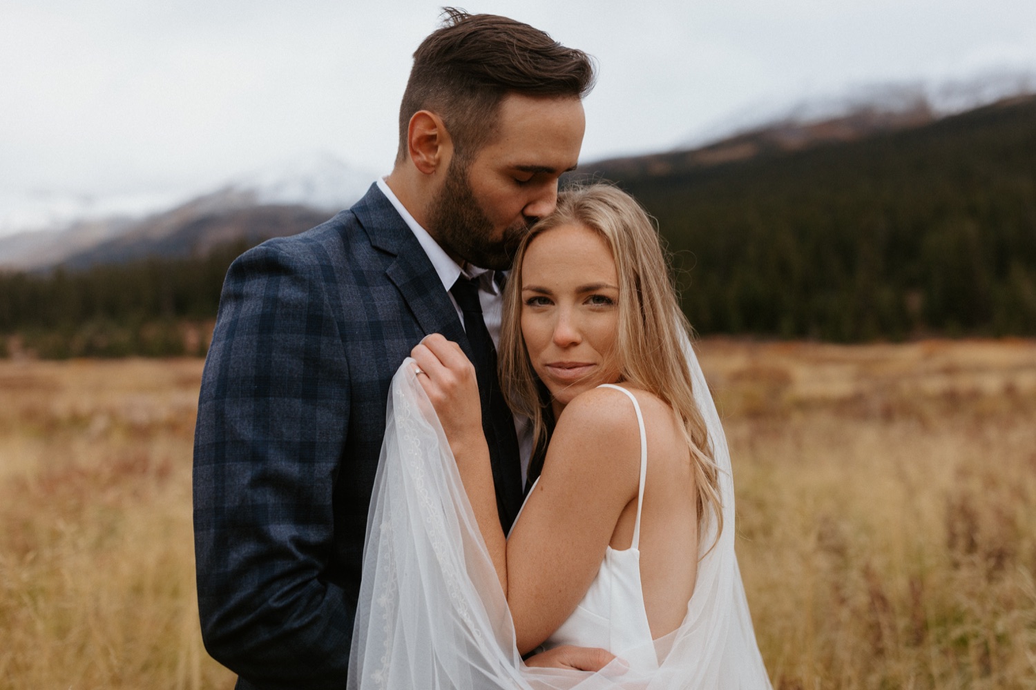 Bow Lake Elopement, Elopement at Bow Lake, Elopement photos at Bow lake, Wedding photos at Bow Lake, Wedding at Bow lake in Banff, Bow lake elopement photographer, bow lake photographer, bow lake, bow lake in banff, bow lake in banff national park, banff national park bow lake, bow lake sunrise elopement, bow lake photos