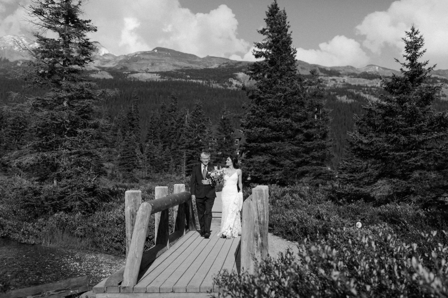 Bow Lake Wedding, Wedding at Bow Lake, Wedding photos at Bow lake, Wedding at Bow lake in Banff, Bow lake wedding photographer, bow lake photographer, bow lake, bow lake in banff, bow lake in banff national park, banff national park bow lake, bow lake sunrise wedding, bow lake photos