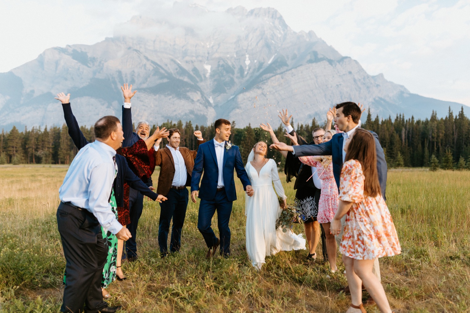 Banff Sunrise Elopement, Banff National Park Sunrise Elopement, Sunrise elopement with friends and family in Banff, sunrise elopement photos in Banff, Outdoor elopement photos in Banff during sunrise, Banff Sunrise Elopement Photography